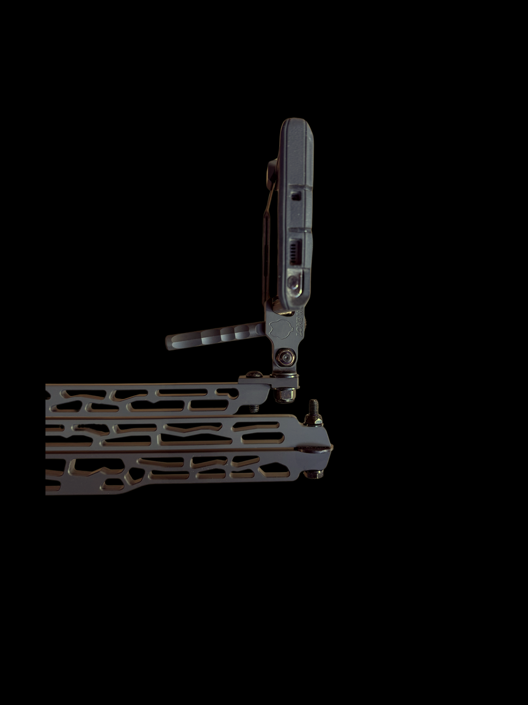 RAZOR HEAD โ Lone Wolf Custom Gear