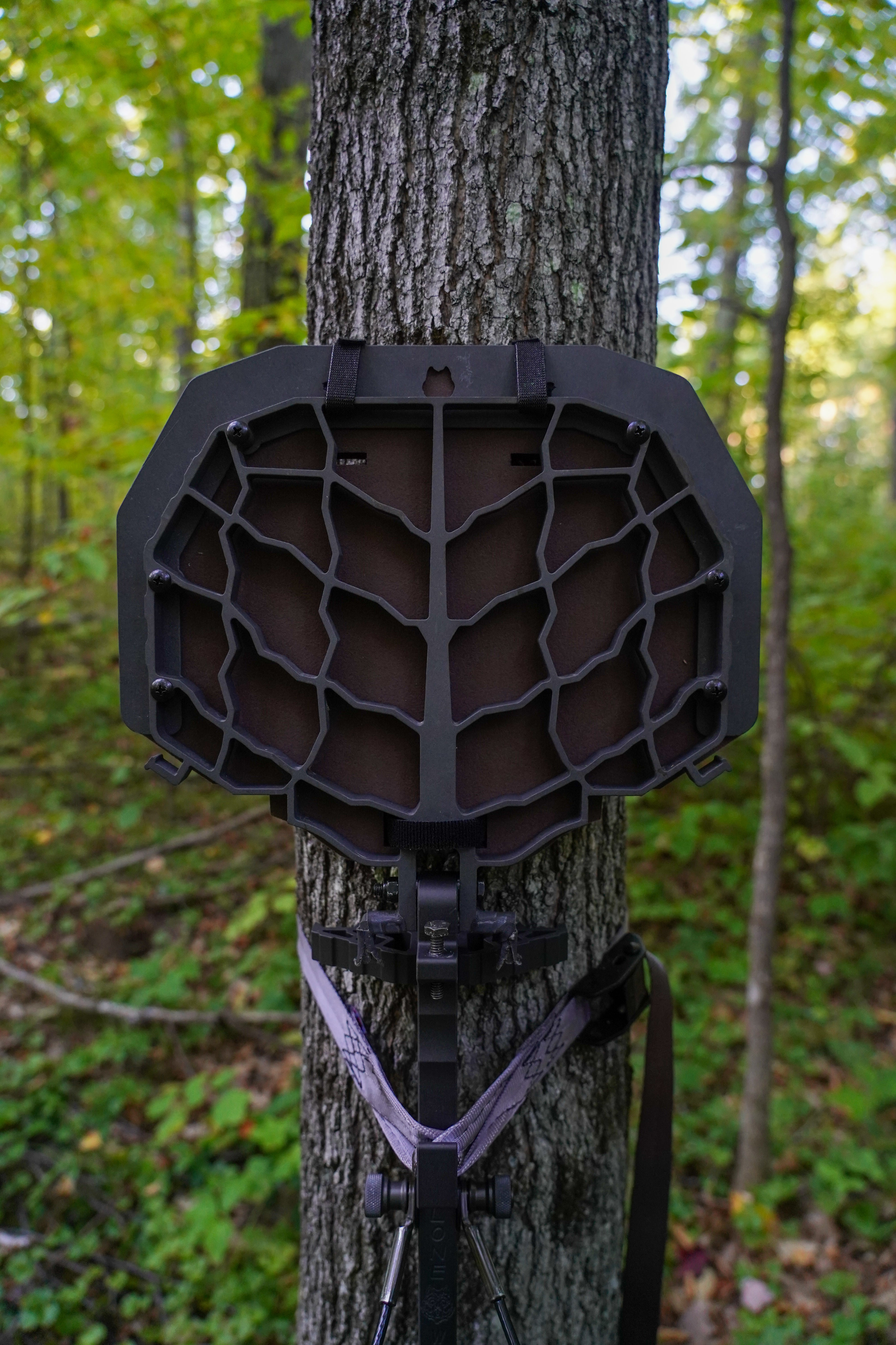 HANG-ON TREESTAND SEAT EXTENSION