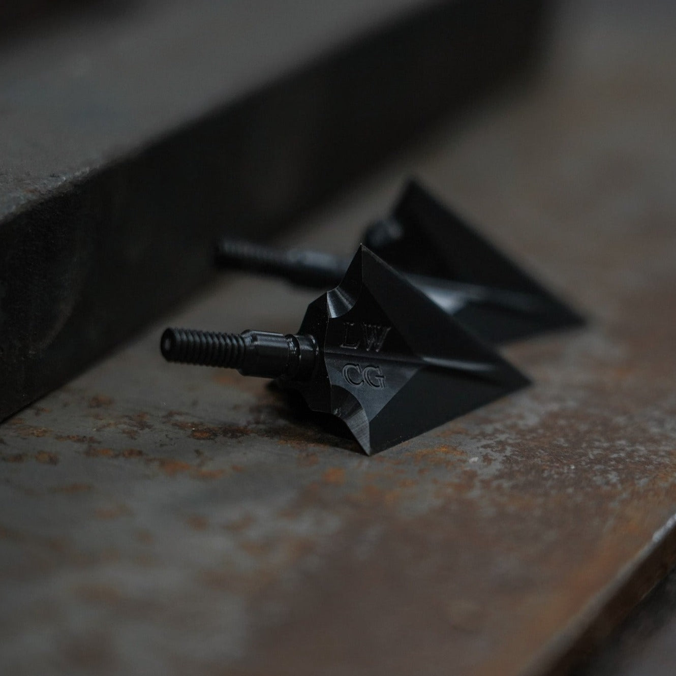 Arrowhead 3 Blade Lone Wolf Custom Gear Arrowhead 3 blade lone wolf custom gear