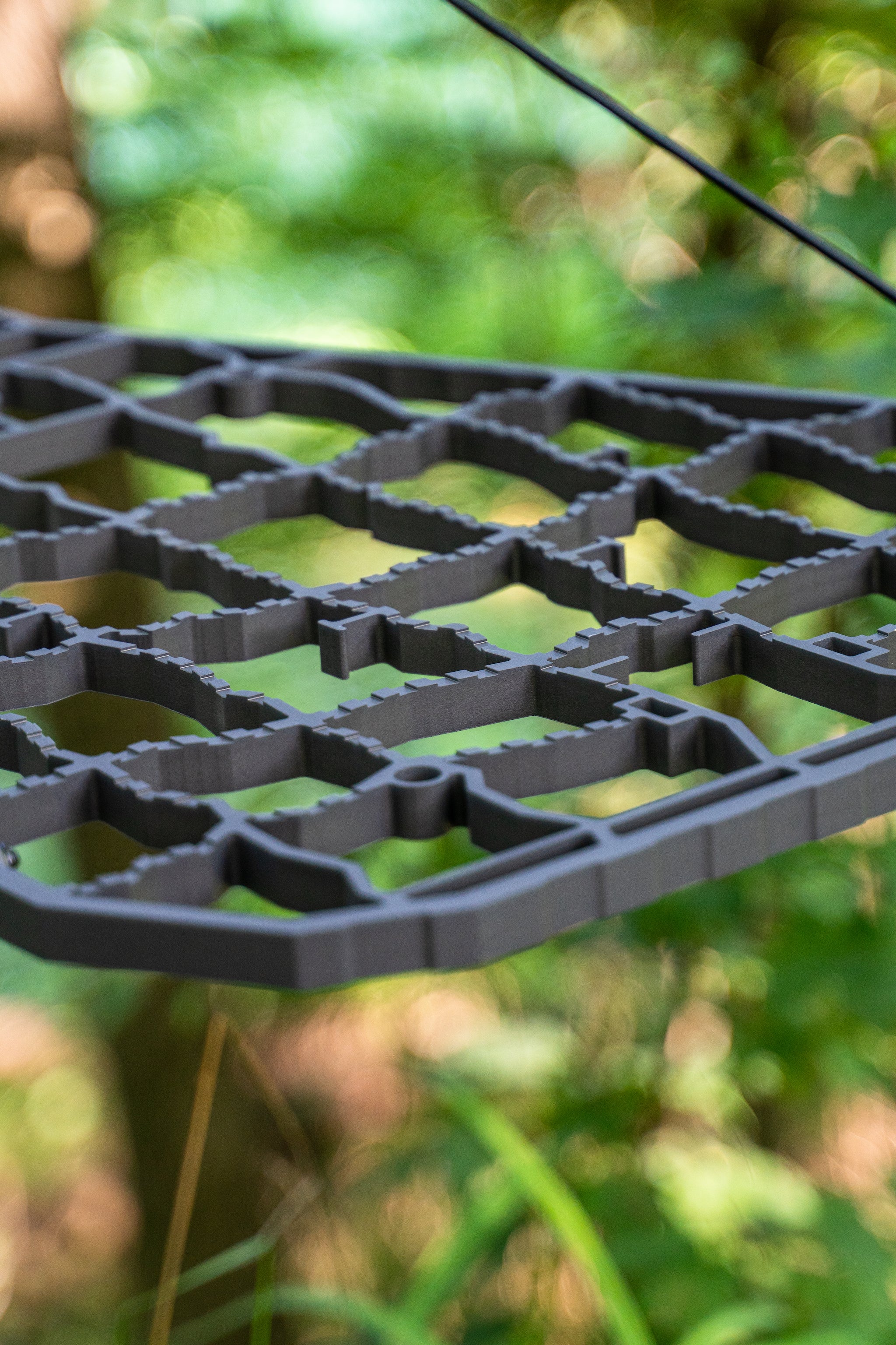 THE 1.0 HANG-ON