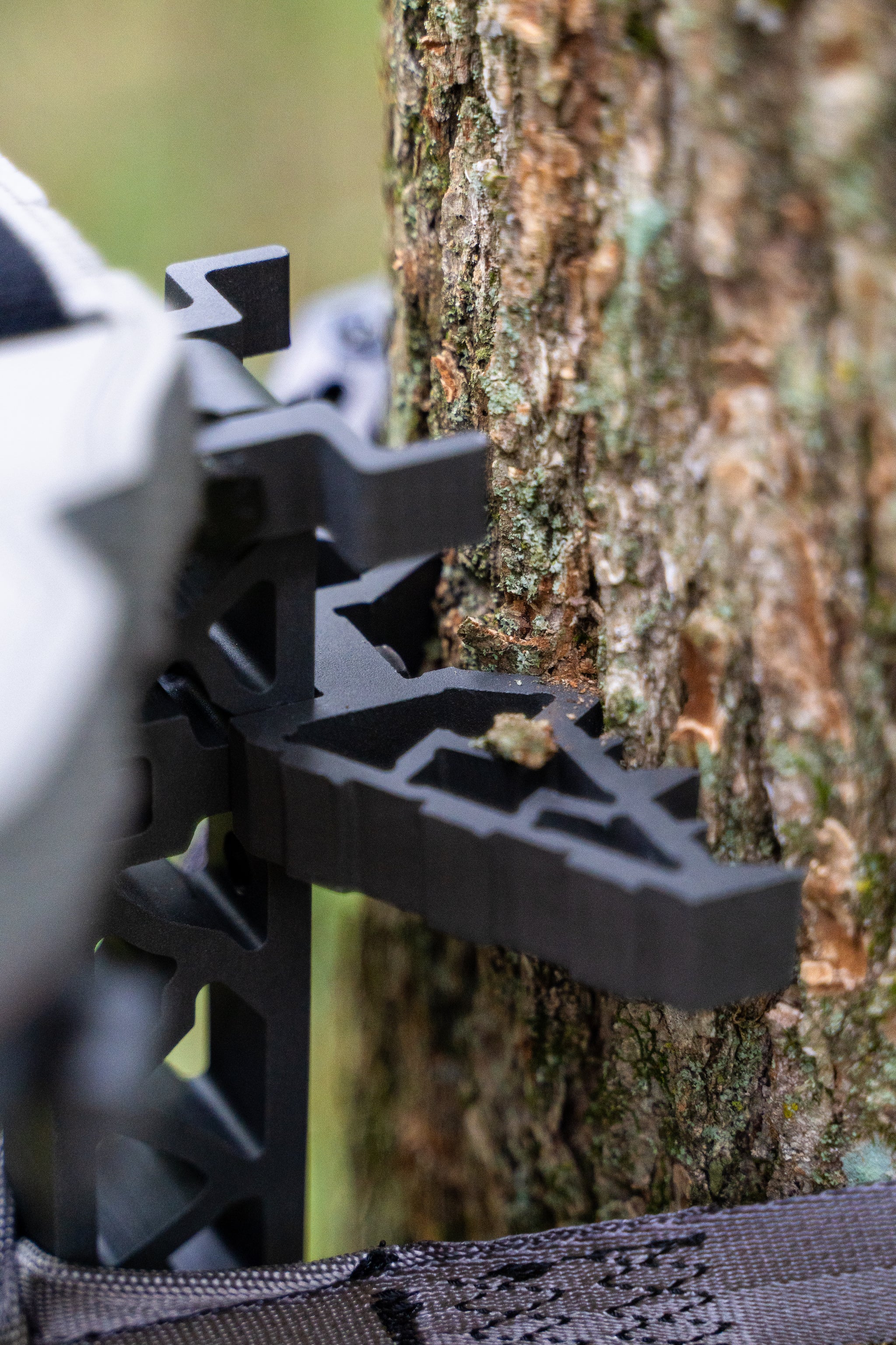 D'Acquisto Series Hang-On .5 / Public Land Stand ™